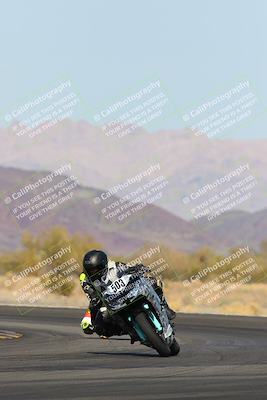 media/Feb-04-2023-SoCal Trackdays (Sat) [[8a776bf2c3]]/Turn 14 (115pm)/